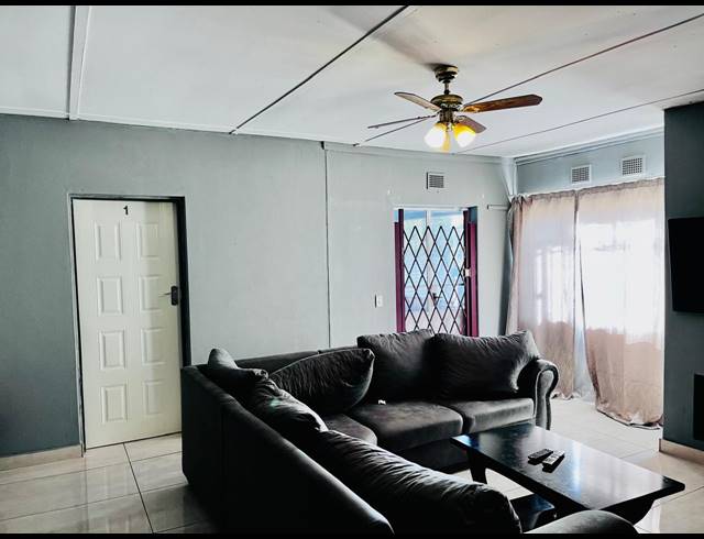 4 BEDROOM HOUSE FOR SALE IN VANDERBIJLPARK SE 1